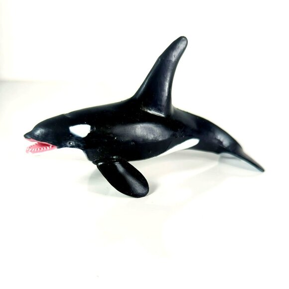 Vintage Safari 1996 Orca Killer Whale Figurine Marine Ocean Animal Toy - Picture 2 of 4